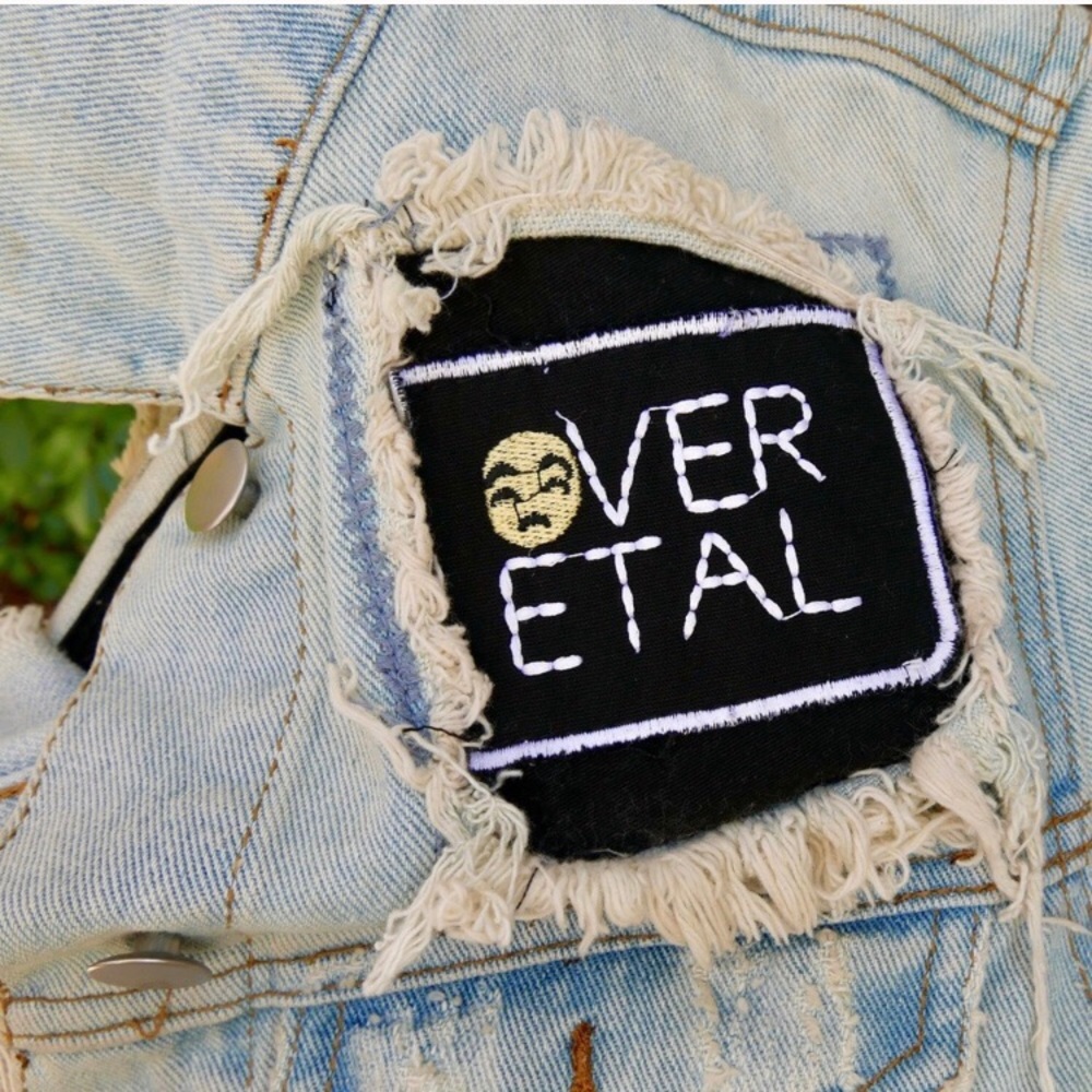 UNIF Fornever Light-Wash Denim Jacket - Picture 5 of 8